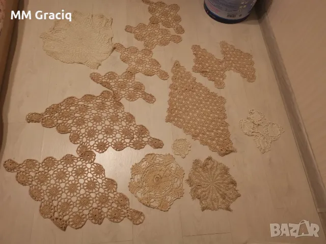 Ретро покривки, престилки и кувьорчета , снимка 4 - Антикварни и старинни предмети - 47816794