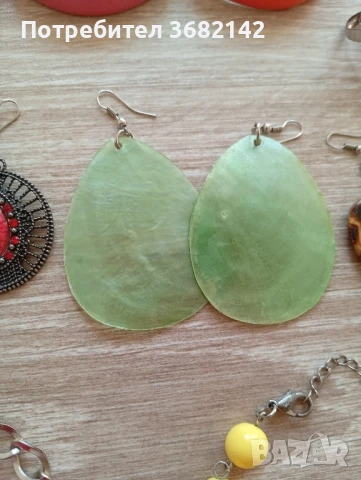 продавам дамски бижута , снимка 12 - Колиета, медальони, синджири - 51368300