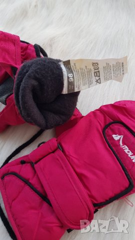 Детски ръкавици Mountain размер 3години, снимка 5 - Шапки, шалове и ръкавици - 44185311