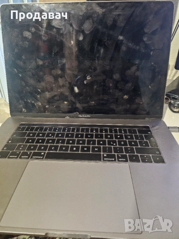 Macbook Pro 15 2019 счупен екран