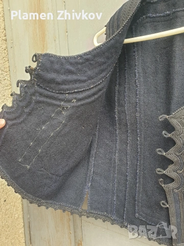 етнографски черен елек с мого гайтани и декорация, снимка 16 - Антикварни и старинни предмети - 53632449