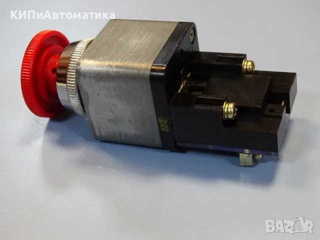 авариен бутон stop butom FUJI Electric RCa470-V red push twist button switch, снимка 9 - Резервни части за машини - 49192279