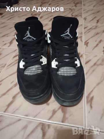 AIR JORDAN 4 RETRO, снимка 2 - Маратонки - 52819586