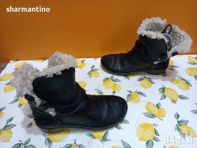 UGG N 38 лимитиран модел, снимка 3 - Дамски боти - 53447621