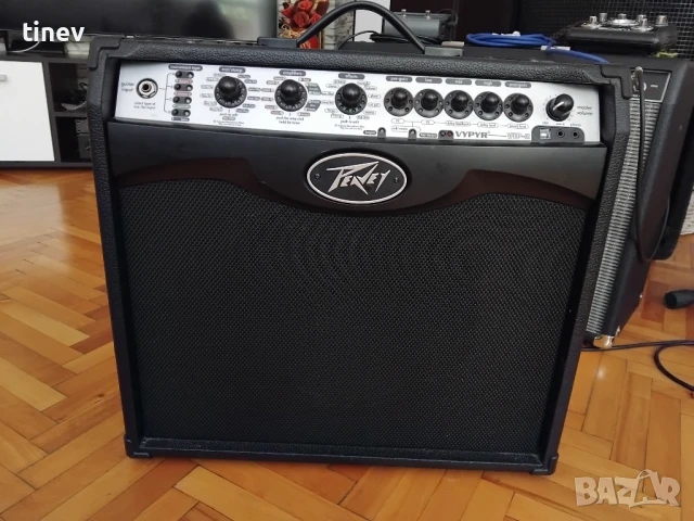 Кубе за китара Peavey Vypyr