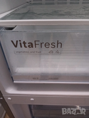 Черен комбиниран хладилник с фризер Бош Bosch с две години гаранция!, снимка 7 - Хладилници - 53776158