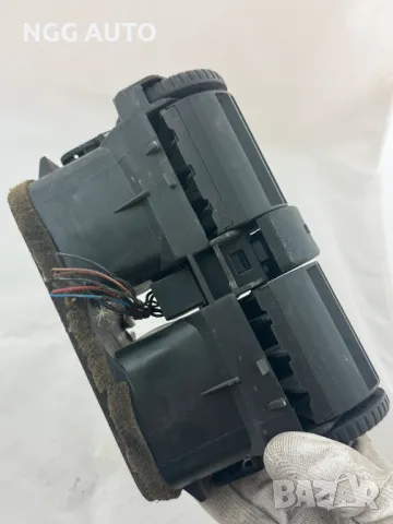 Средни духалки с бутон за аварийни за Опел Астра Г, Opel Astra G, снимка 4 - Части - 49767737