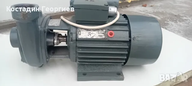 Българска водна  помпа за поливане Вида 4, снимка 1