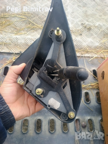 Ляво странично огледало Рено Клио 1(1990г. -1998г.) - , снимка 2 - Части - 52549828