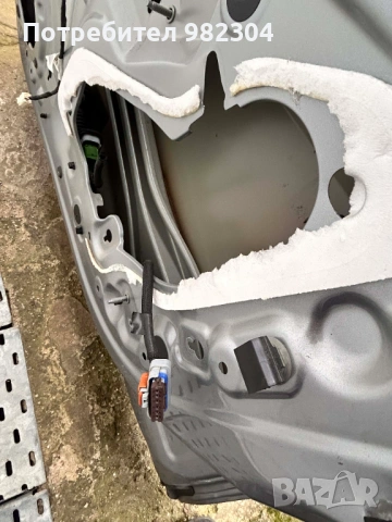 две врати peugeot 208 2021г, снимка 4 - Части - 53582154