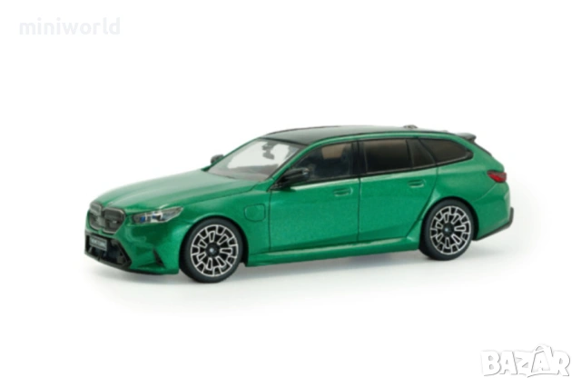 BMW M5 Touring Kombi 2024 - мащаб 1:43 на Solido моделът е нов в PVC дисплей-кейс, снимка 10 - Колекции - 53443543