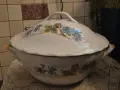 Винтидж порцеланов супник, снимка 1