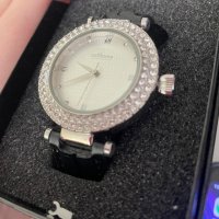 Нов дамски часовник със Сваровски камъчета, снимка 2 - Дамски - 40901574