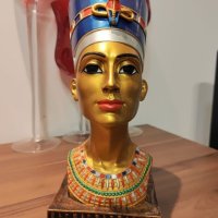 Скулптура бюст на царица Нефертити, снимка 3 - Статуетки - 44384607