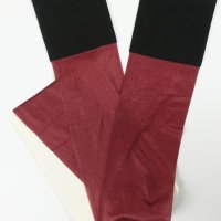 L нови винено червени чорапи с ликра и черна лента, снимка 3 - Бельо - 44340441