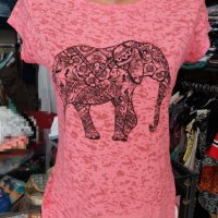 -20% Тъничка и лека розова тениска с черна щампа слонче, снимка 1 - Тениски - 36008143