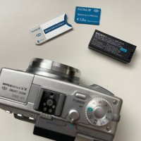 ✅ Sony 🔝 Cyber-Shot DSC-V1 , снимка 7 - Фотоапарати - 44249030