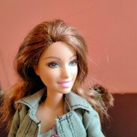 Колекционерска кукла Teresa Barbie Style Тереза Барби CFM78, снимка 17 - Колекции - 40619590