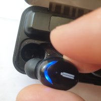 Безжични блутут слушалки, снимка 2 - Bluetooth слушалки - 41714838