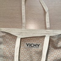 Плажна чанта Vichy, снимка 3 - Чанти - 41320323