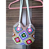 Дамски плетени чанти луксозни, ръчна изработка от качествени прежди, различни модели, снимка 4 - Чанти - 39398104