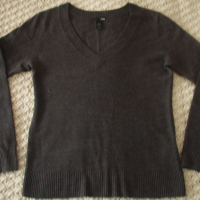 Сива блуза H&M с V - образно деколте, снимка 2 - Блузи с дълъг ръкав и пуловери - 36333870