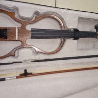 Цигулка електрическа- размер 4/4-цяла с калъф