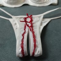Еротичен комплект от сутиен с отворени чашки колан и изрязана бикина , снимка 10 - Бельо - 42263528