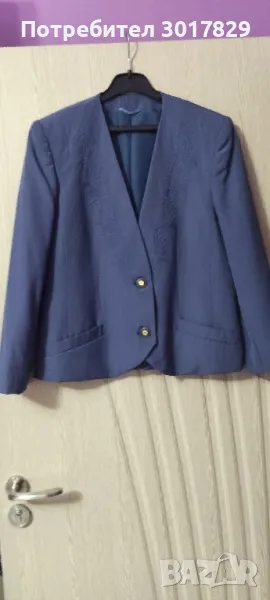 Дамски костюм с пола , снимка 1