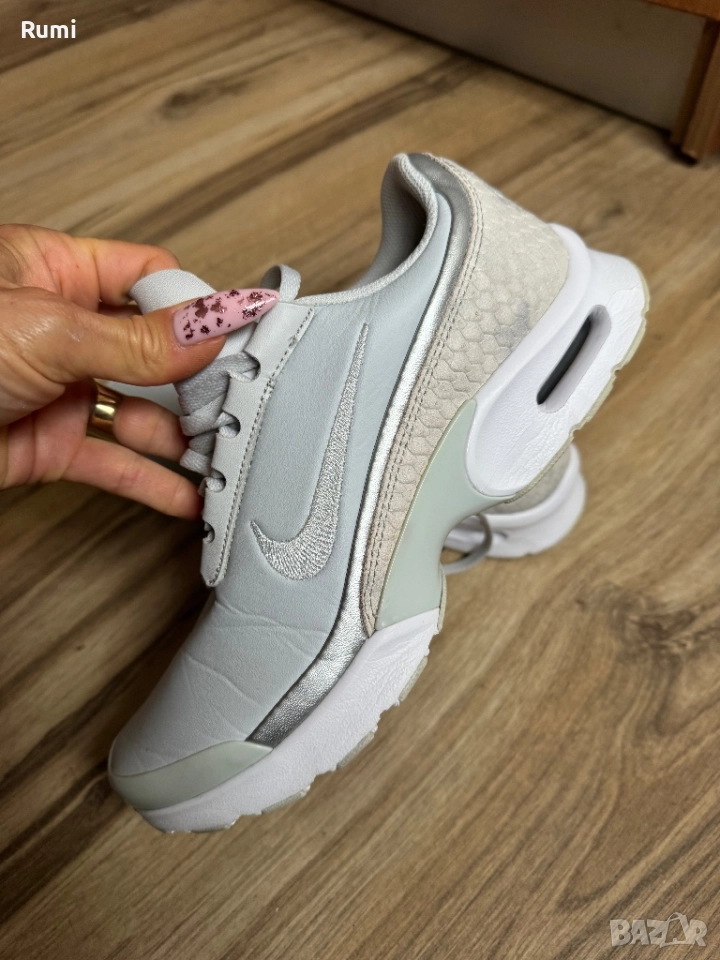 Оригинални кожени маратонки Nike W Air Max Jewell! 38 н, снимка 1