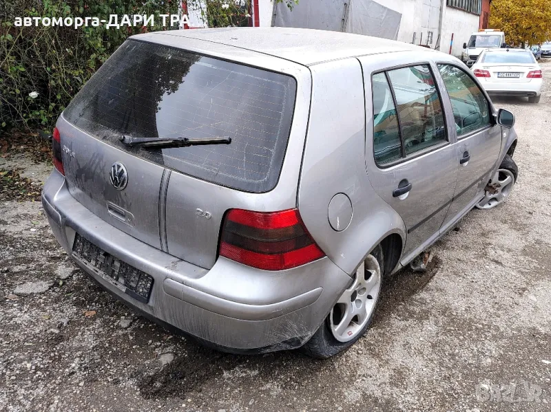 Фолксваген Голф 4 2.0i бензин 2002г. на части, снимка 1