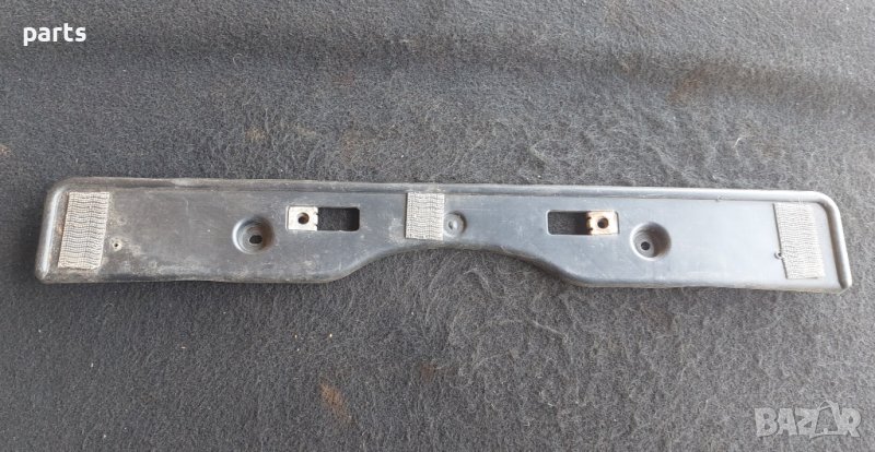 Стойка Преден Номер Лексус ИС200 - 5211453010 N, снимка 1