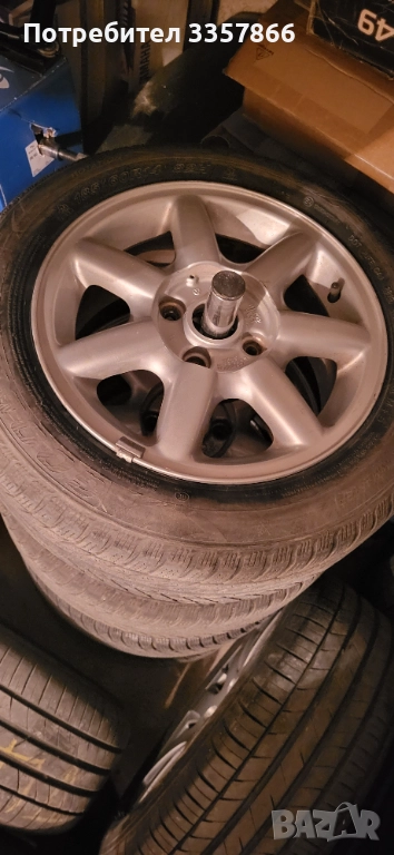 4 оригинални джанти от голф 3 с зимни гуми 185/60R14 , снимка 1