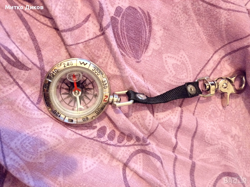 Ключодържател с компас нов, снимка 1