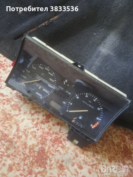 1 Буксов скоростомер със обортомер/ километражен уред за VW Golf / Jetta mk2 Бензин, снимка 1