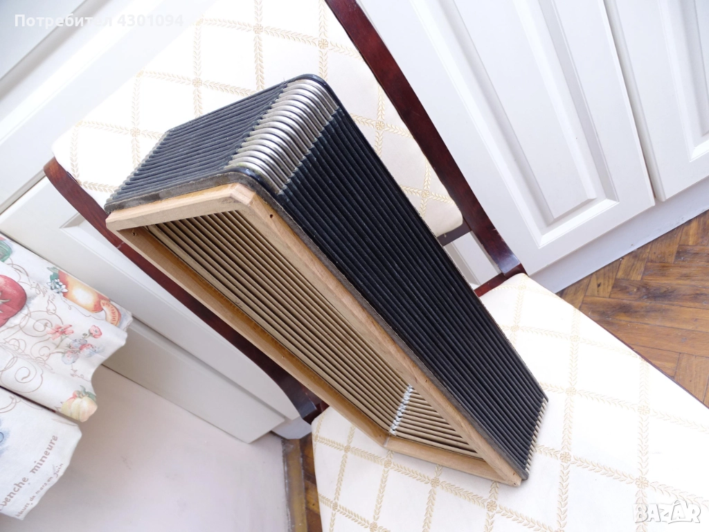 Мех за акордеон Weltmeister Stella 60 / 80 баса, снимка 1