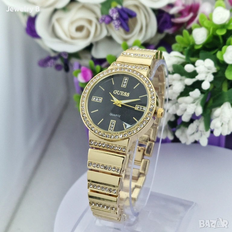 Дамски часовник GUESS – златист с черен циферблат, снимка 1