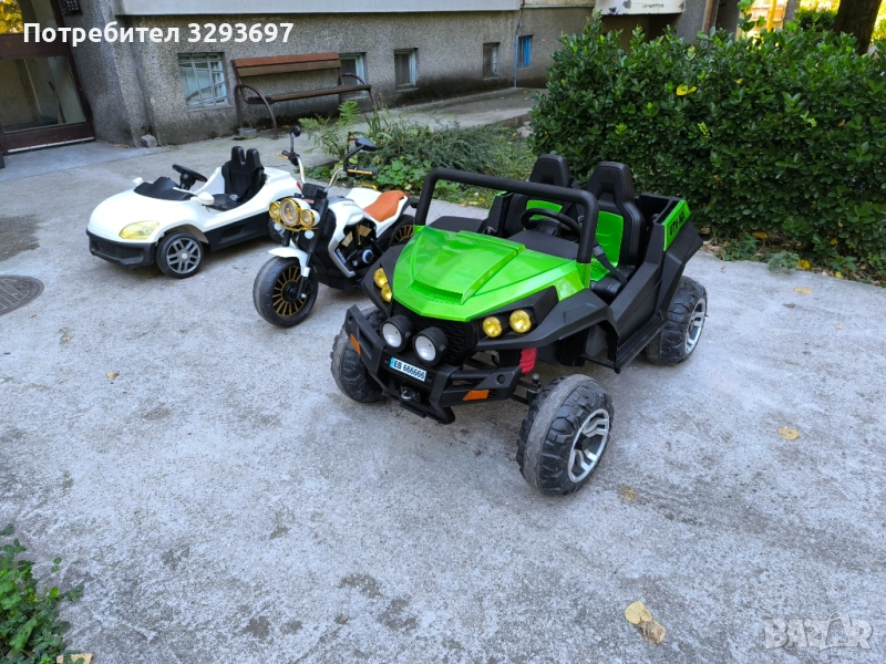 Продавам акумулаторни джип мотор и кола , снимка 1