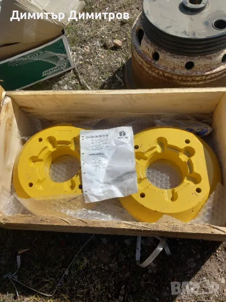 тежести за гумите на комбайн New Holland, снимка 1