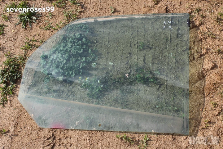 Стъкло задно дясно Рено Меган Сценик Renault Megane Scenic, снимка 1