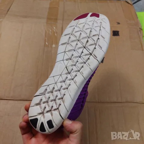 Маратонките за бягане NIKE FREE RN MOTION FLYKNIT  номер 41,5- 42, снимка 7 - Маратонки - 50352179