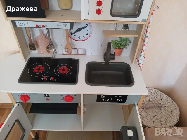 Детска мини кухня, снимка 3 - Играчки за стая - 55778539