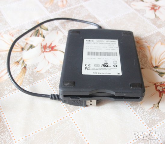 Флопи дисково устройство NEC - USB Floppy Disk Drive, снимка 4 - USB Flash памети - 41433126