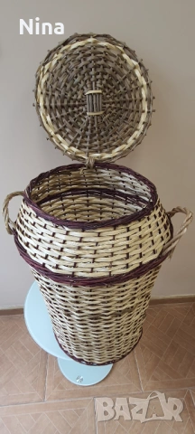 Плетен кош с капак за пране