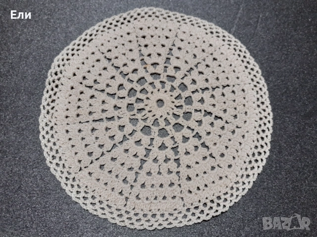 Комплект ръчно плетени дантели за сервиз., снимка 2 - Други ценни предмети - 53796024