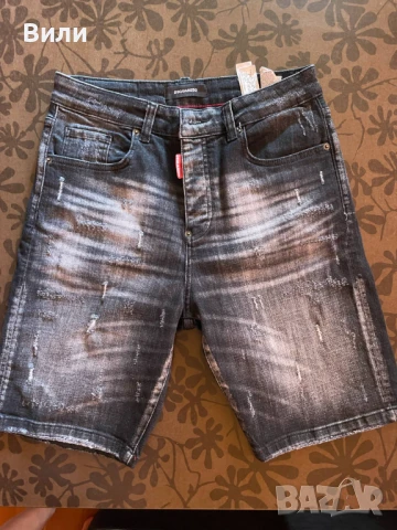 Нови къси  дънкови гащи DSQUARED2