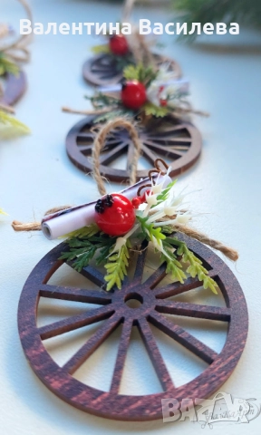 Ръчно изработени коледни подаръци до 10лв, снимка 9 - Декорация за дома - 52508565