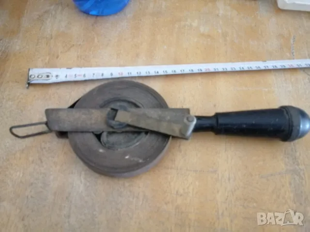 Ретро, българска строителна рукетка 20 метра. 