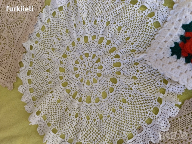 ръчно плетени на една кука , снимка 3 - Декорация за дома - 52176299