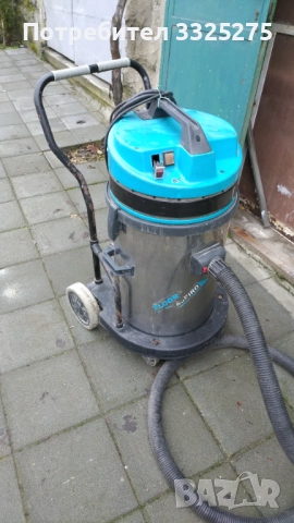 Професионална прахо/водосмукачка, снимка 3 - Други машини и части - 52470352
